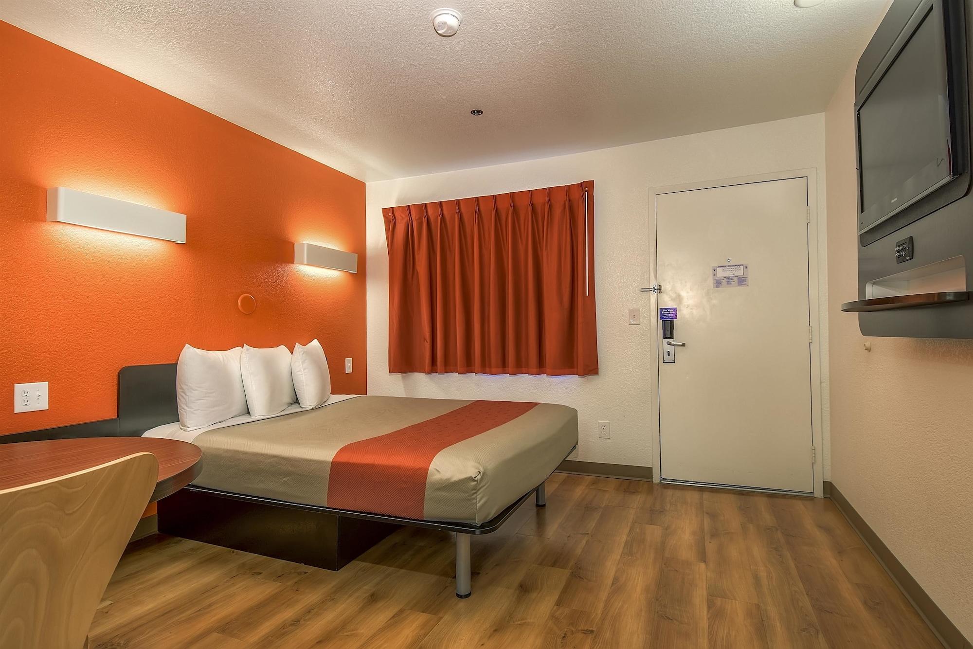 Motel 6-Carlsbad, Ca Beach מראה חיצוני תמונה